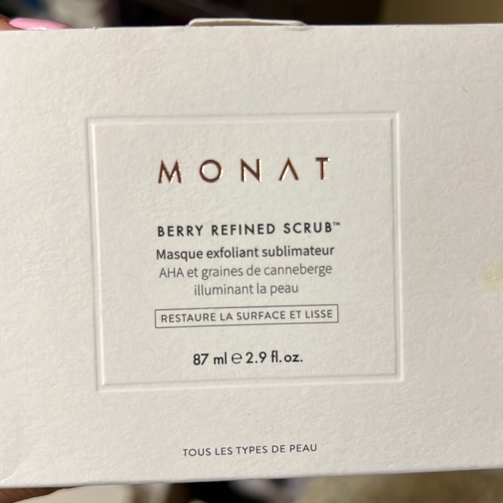 Berry refined scrub